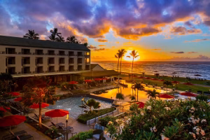 Courtyard Kauai at coconut beach