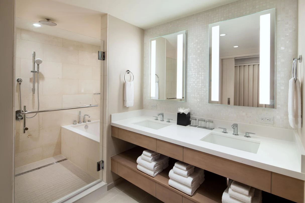 hnlws-guest-bathroom-7653-hor-clsc-1 hnlws-guest-bathroom-7653-hor-clsc-1