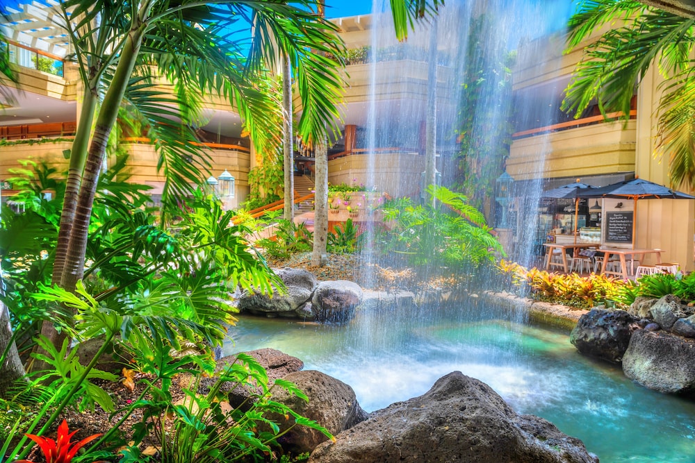 Hyatt Regency Waikiki Beach Resort & Spa Interior Detail