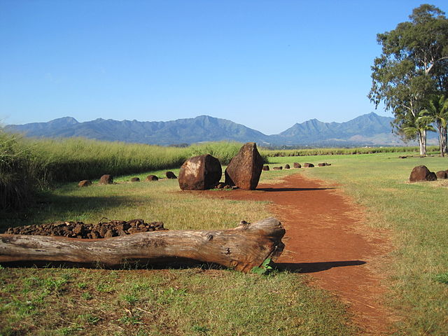 kukaniloko birth stones monument