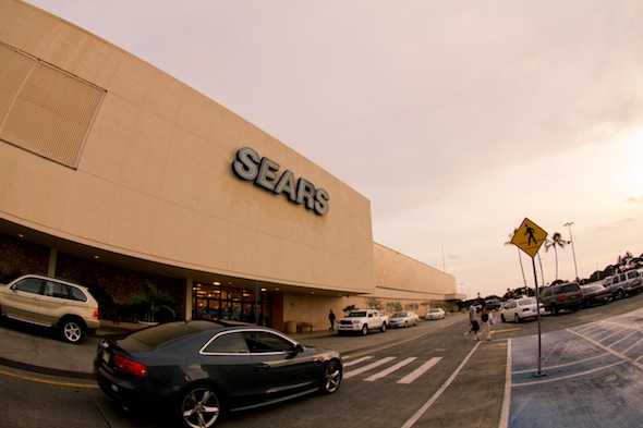 The front of the Sears at Ala Moana