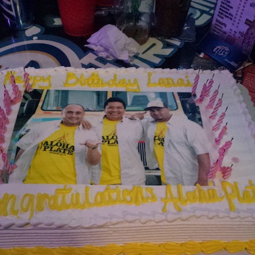 A cake celebrating Aloha Plate's win