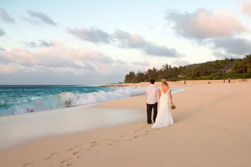 A North Shore Oahu Wedding on the Beach