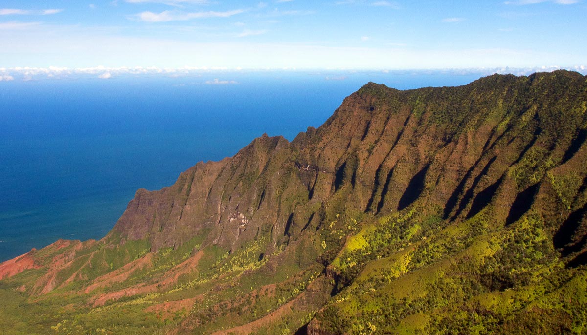 A beautiful mountain ridge on Kauai