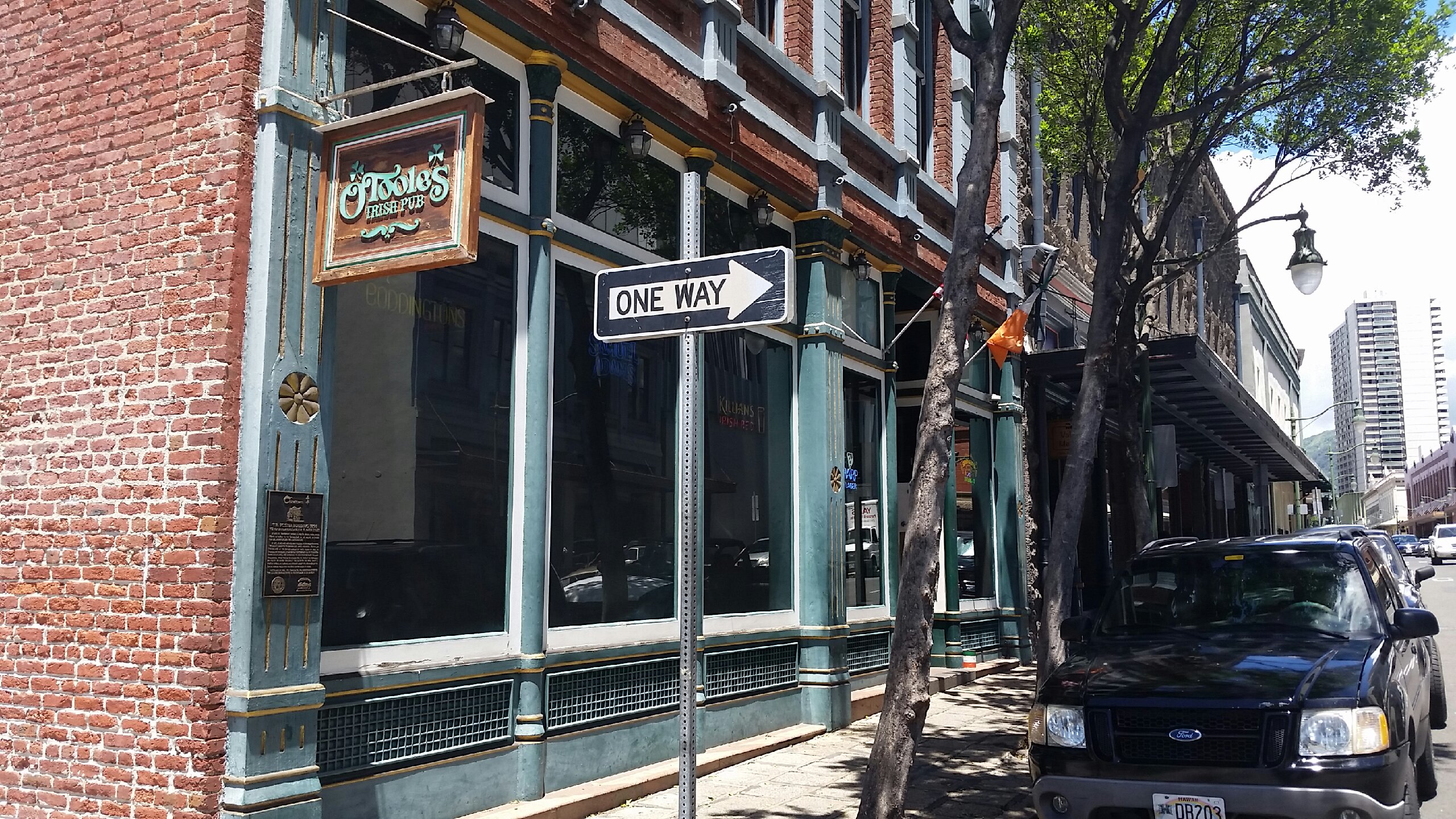 O'Tooles Bar Exterior