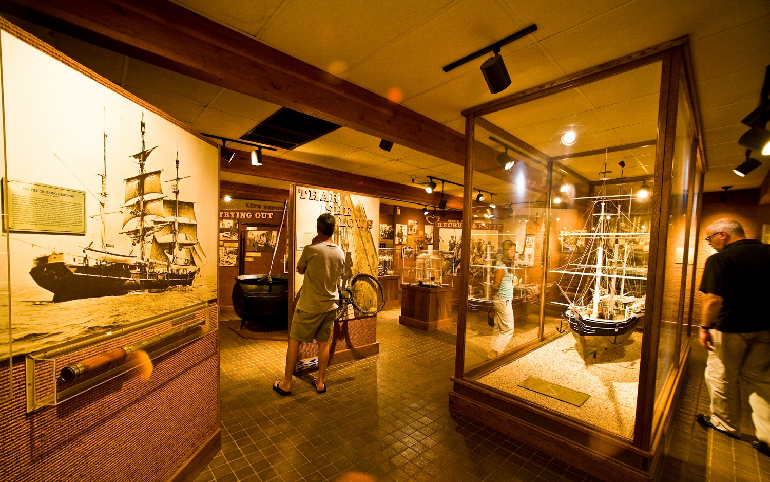 people looking inside the Whalers Museum