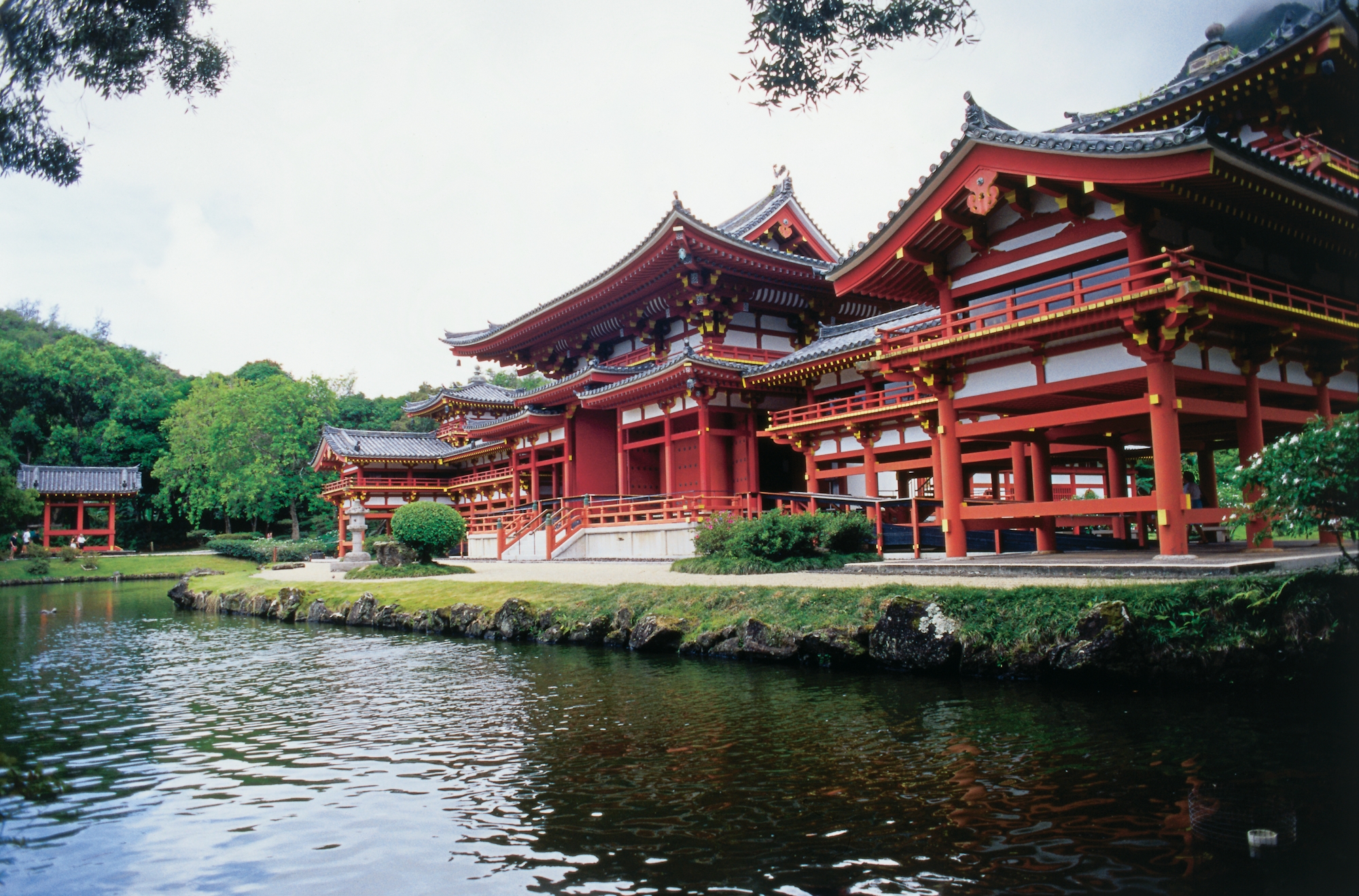 Byodo-in Temple: Hawaii on a budget