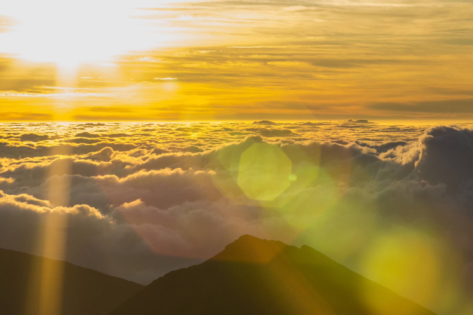 sunrise at haleakala in hawaii