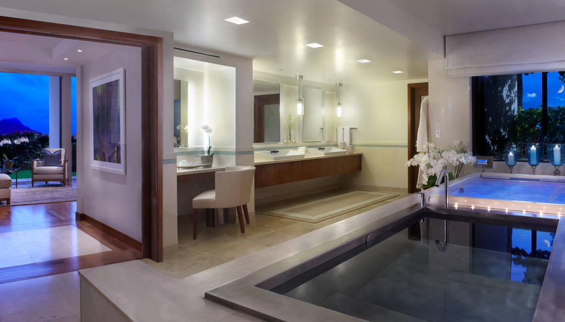 the interior of one of the suites at the Halekulani Hotel.