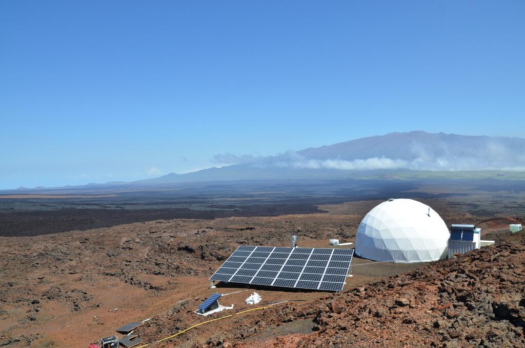 a dome atop mauna kea