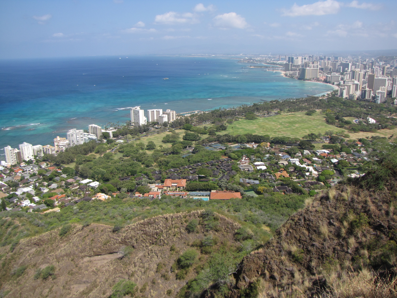 View from Diamond head lookout 