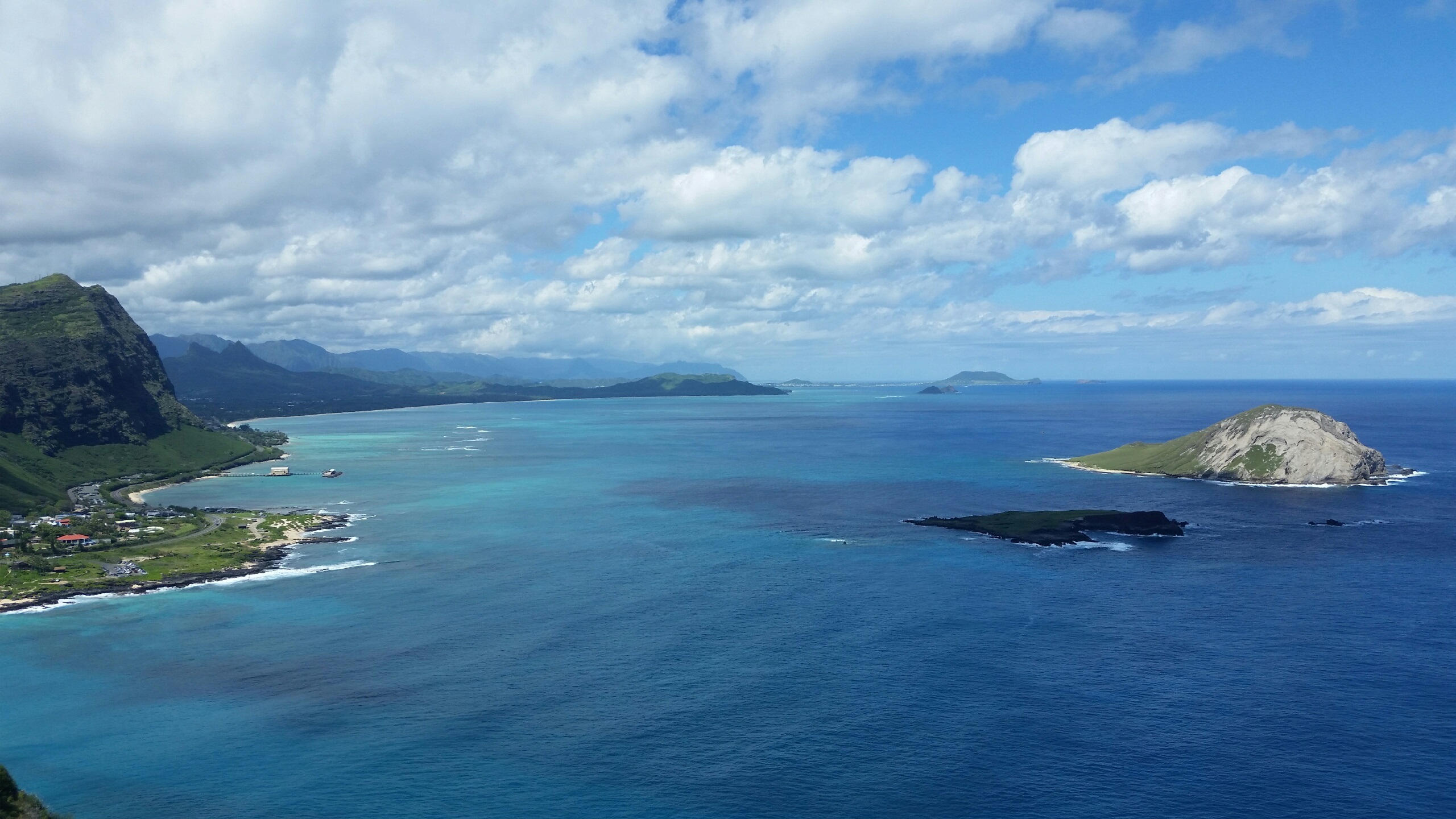 View of Makapuu area from Makapuu lighthouse and Sea Life Park 