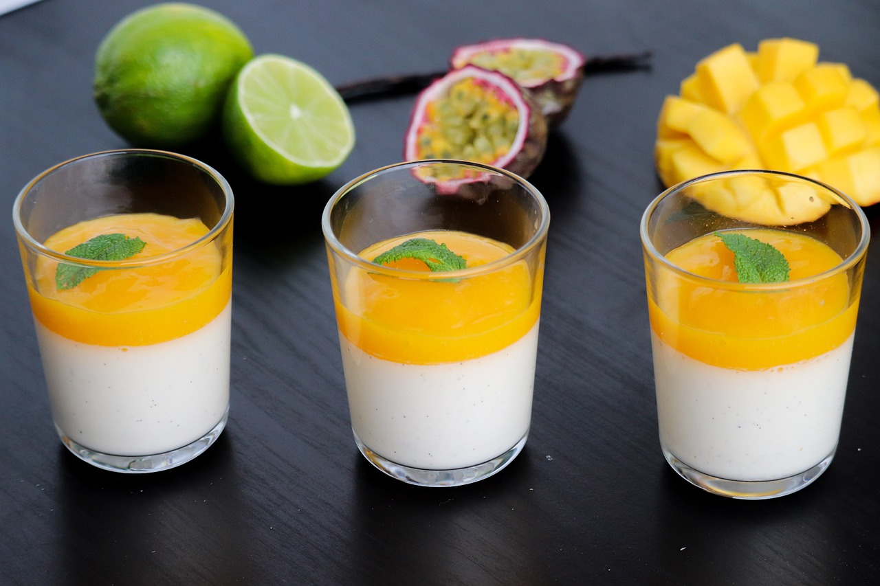 Hawaii mango season cocktail