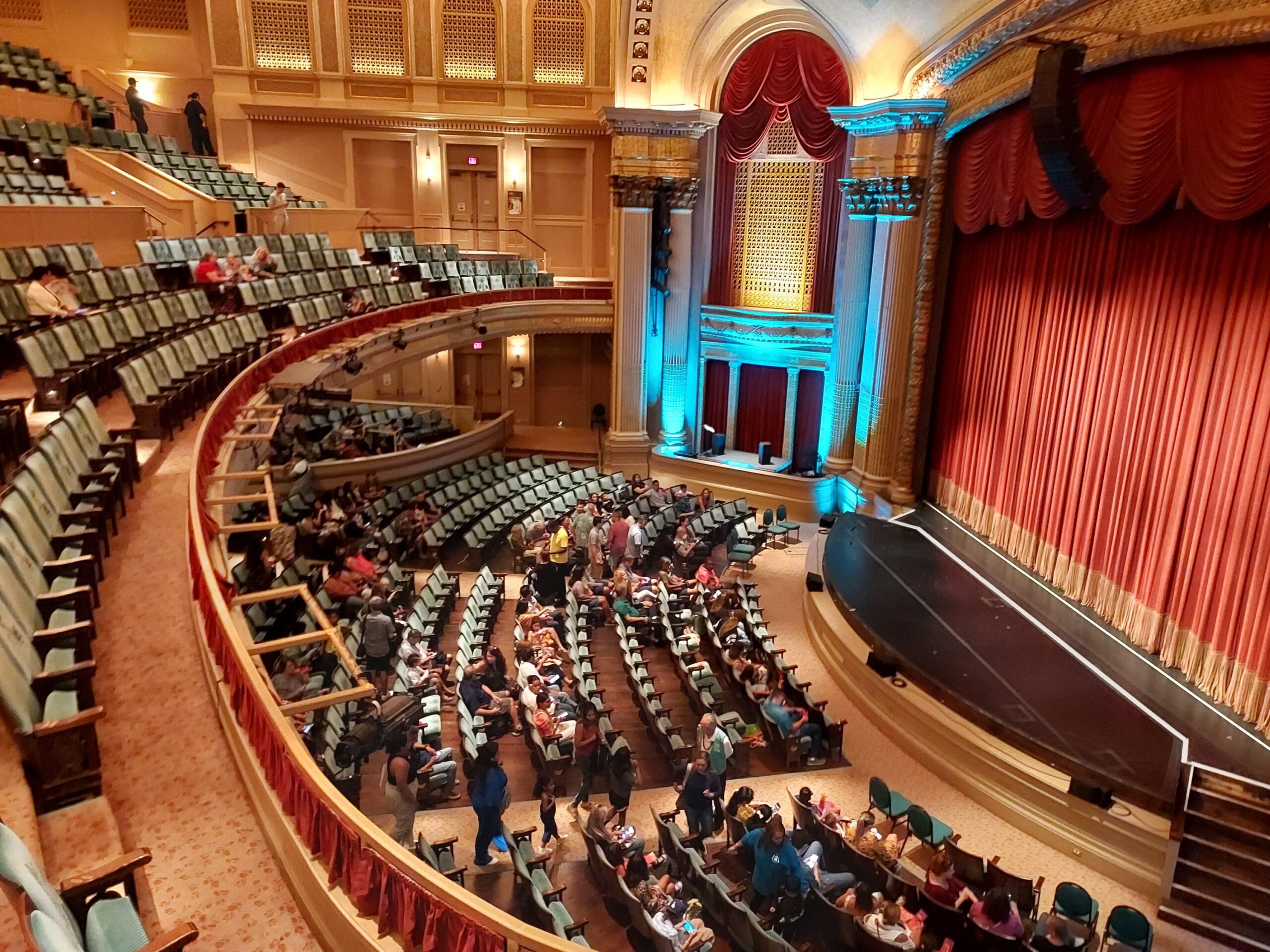 Hawaii Theater view from balcony.
