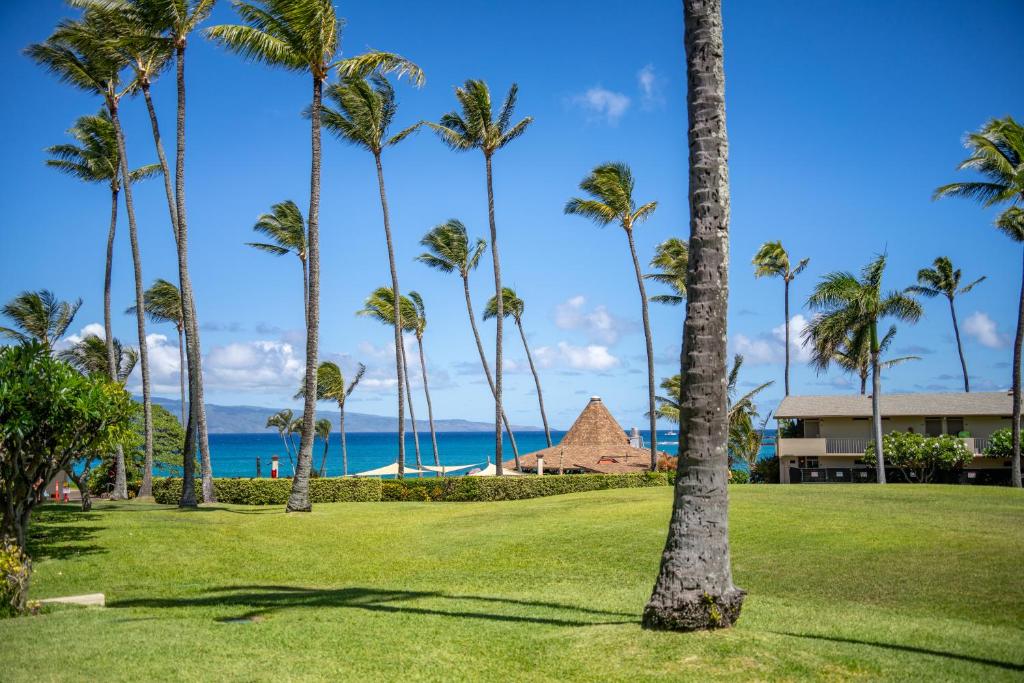 Outrigger Napili Shores