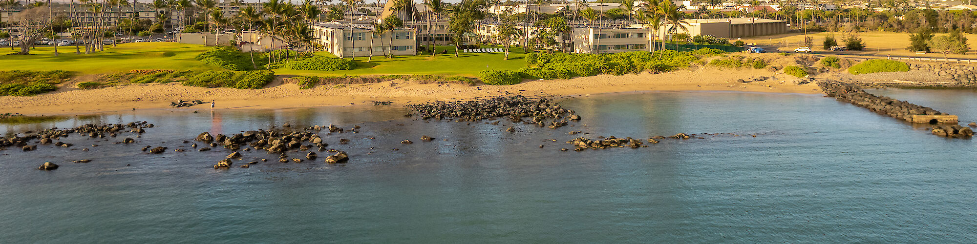 Maui Beach Hotel