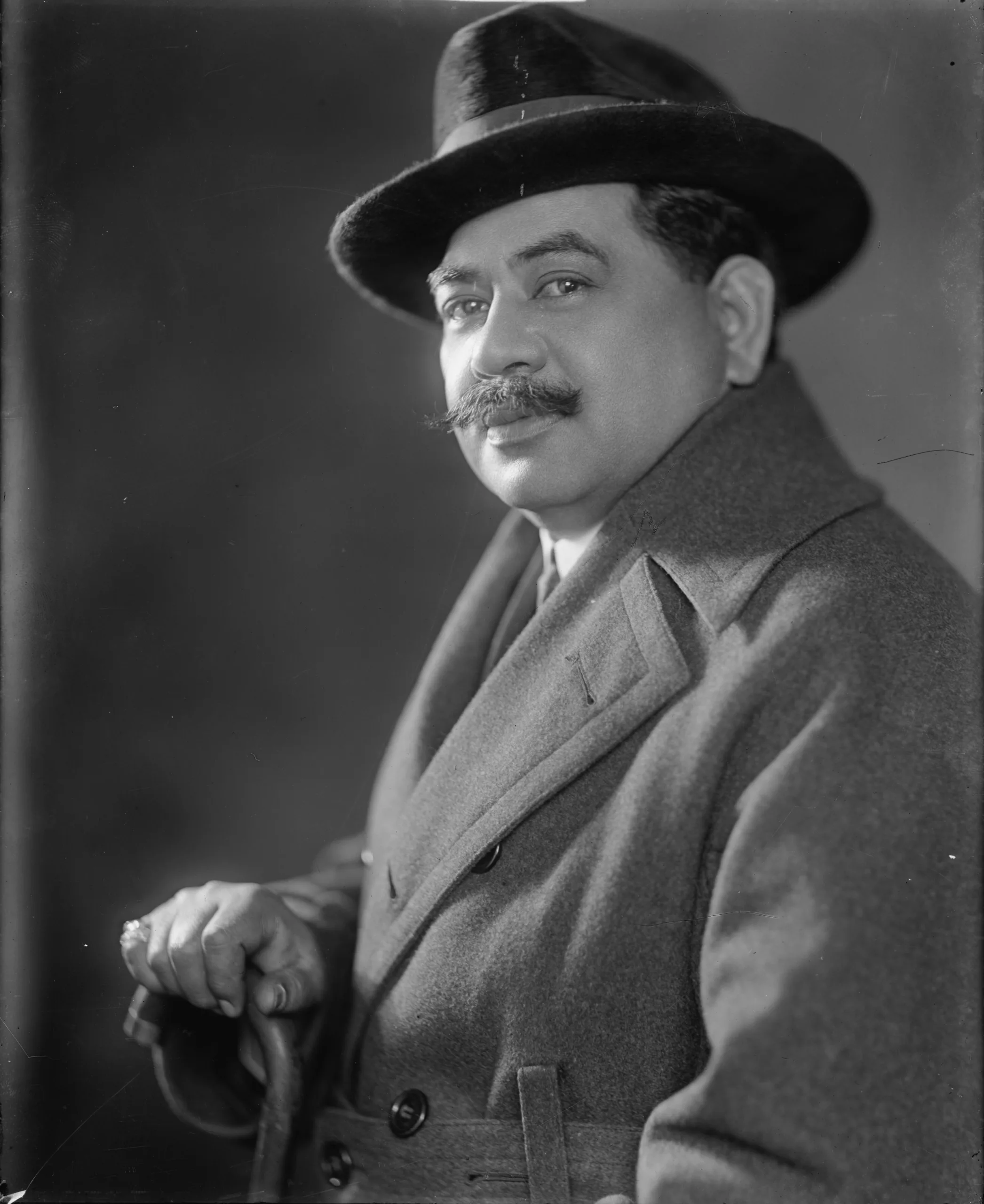 Jonah Kuhio Kalanianaole, photograph by Harris & Ewing, LC DIG hec 15958 (crop)