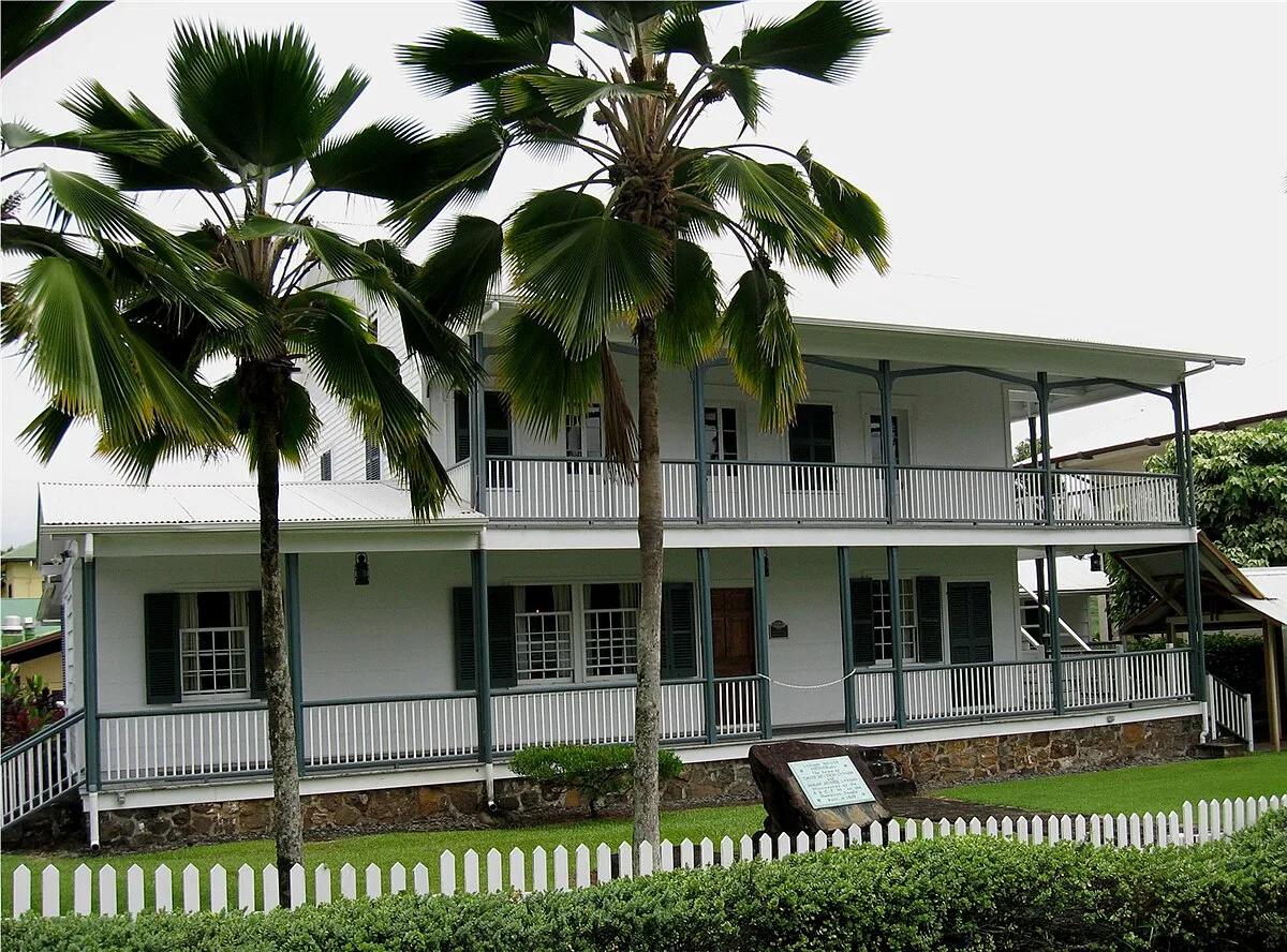 Hilo is rich in history, and its museums are a must-visit for anyone interested in Hawaiian culture, tsunamis, or astronomy.