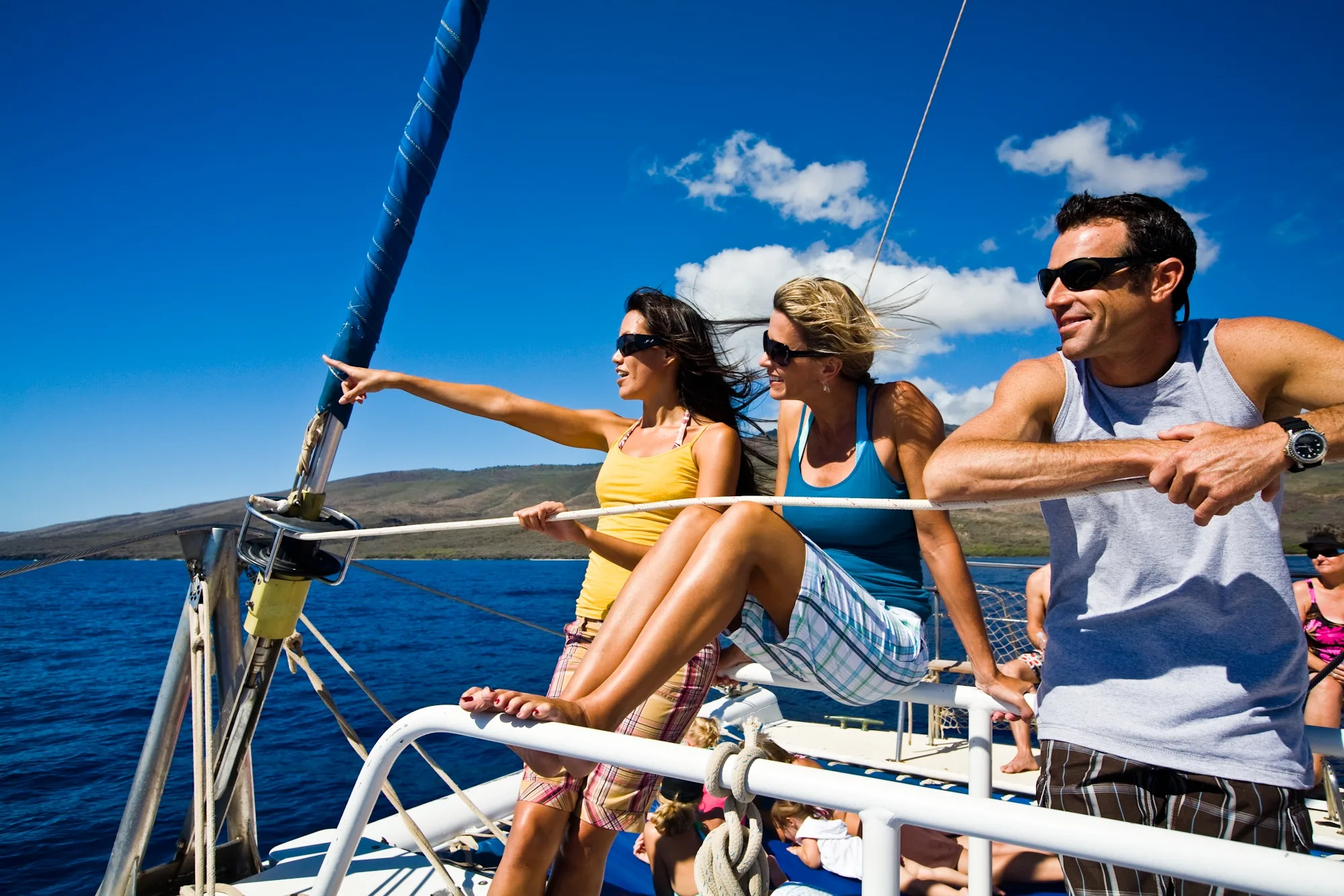 sailing-trips-people-watching sailing-trips-people-watching